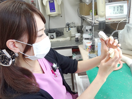B・I・J・I・N技工士
